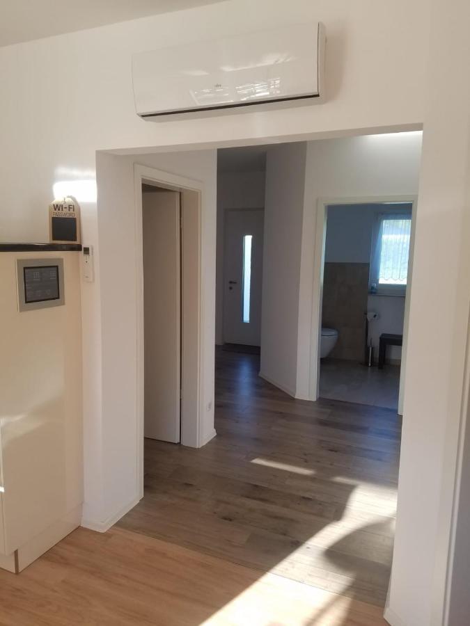 Ferienhaus Zum Imker Velten Buitenkant foto